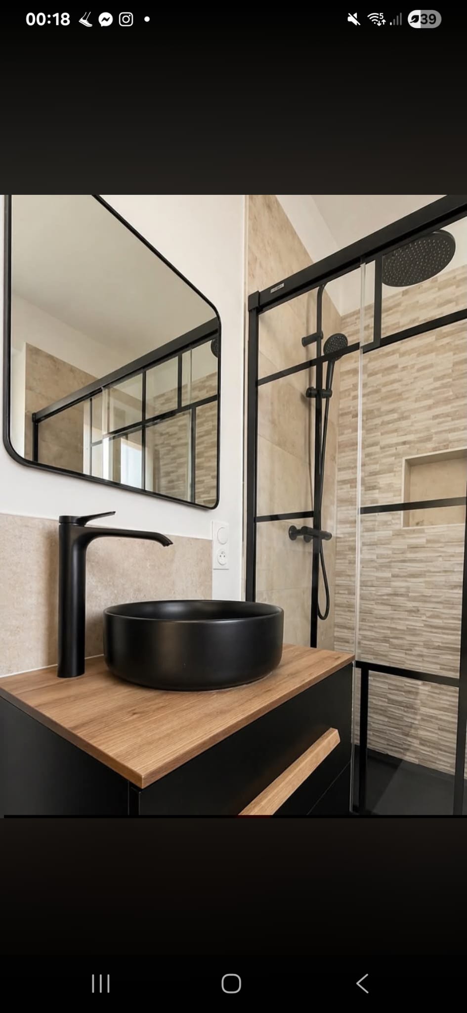 Vasque noire design — Ben-Renovation BTP